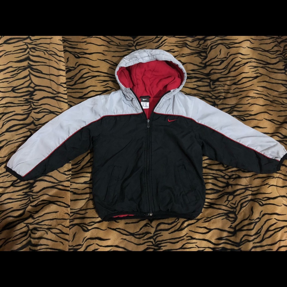 Nike 👦🏻 jacket size 6